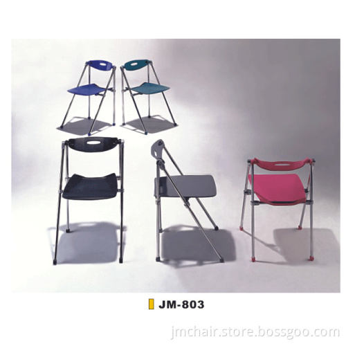 Foldable Training Chair in Plastic